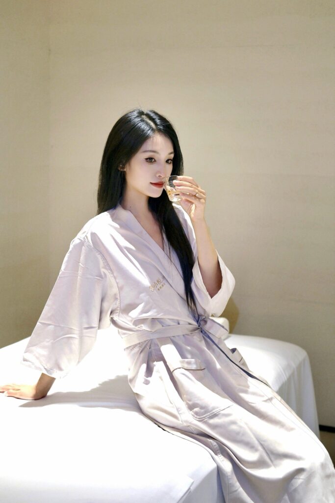 Ouyang Jing – Professional Female Massage Therapist in Guangzhou